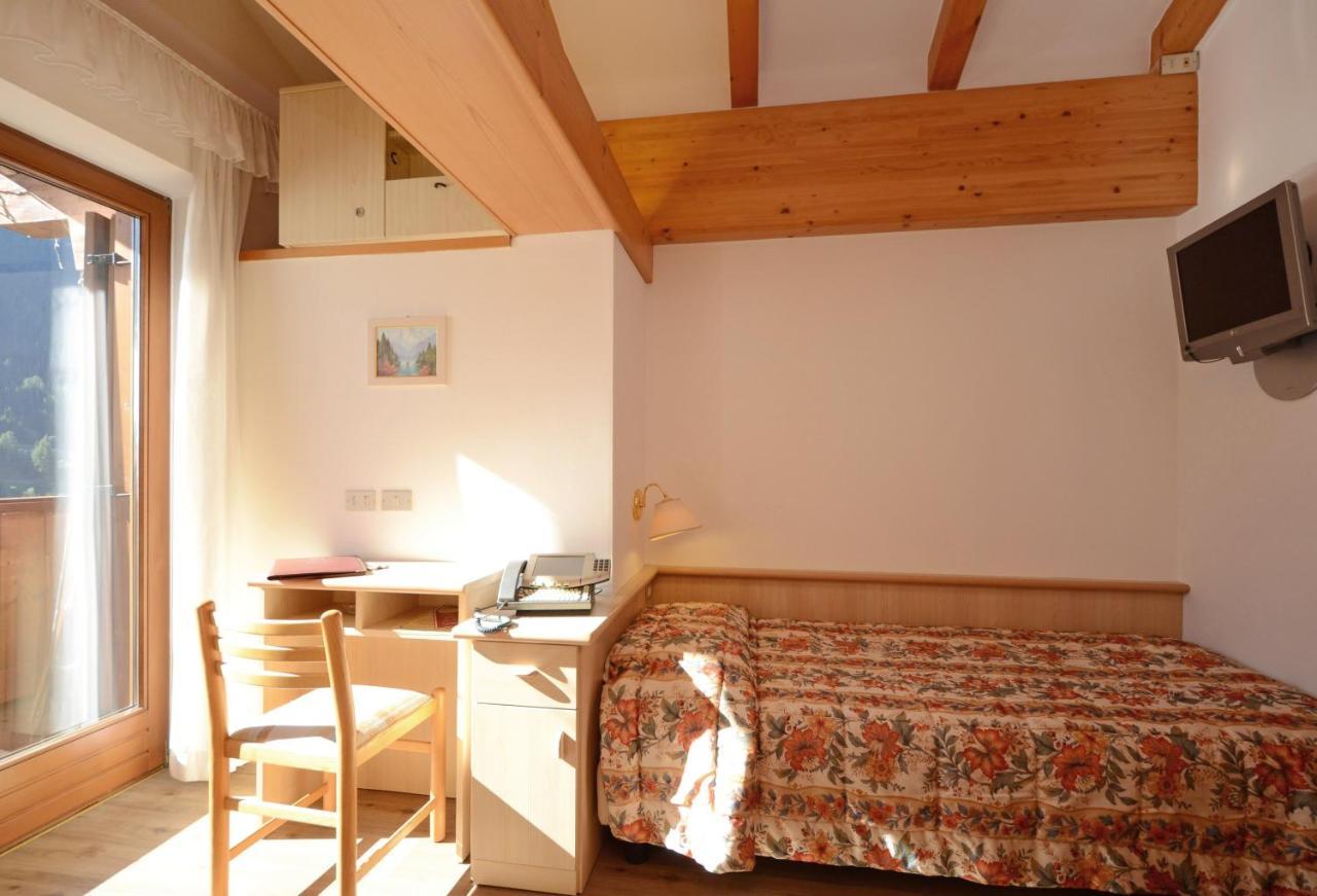 Hotel La Soldanella Moena Pokoj fotografie